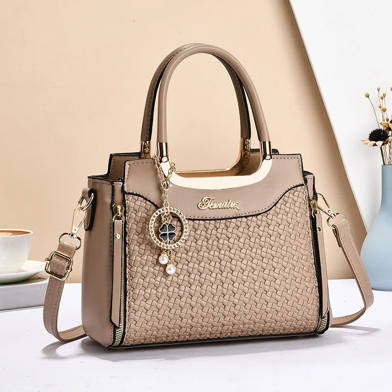 Sac à Main Carré en Simili Cuir – Bandoulière Élégante pour Femme
