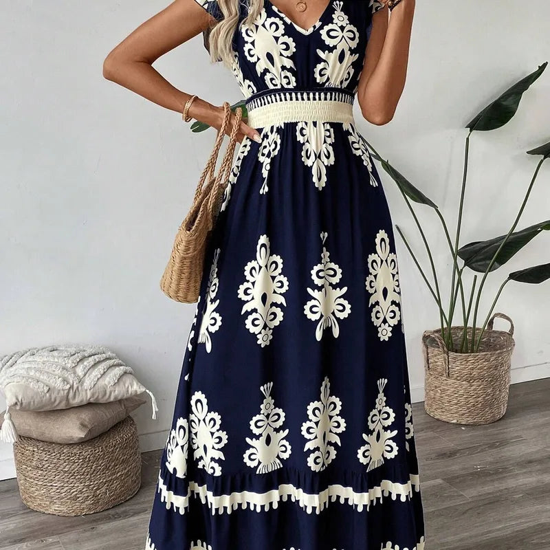Robe Maxi Imprimé Baroque – Col V & Ceinture Smockée