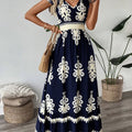 Robe Maxi Imprimé Baroque – Col V & Ceinture Smockée