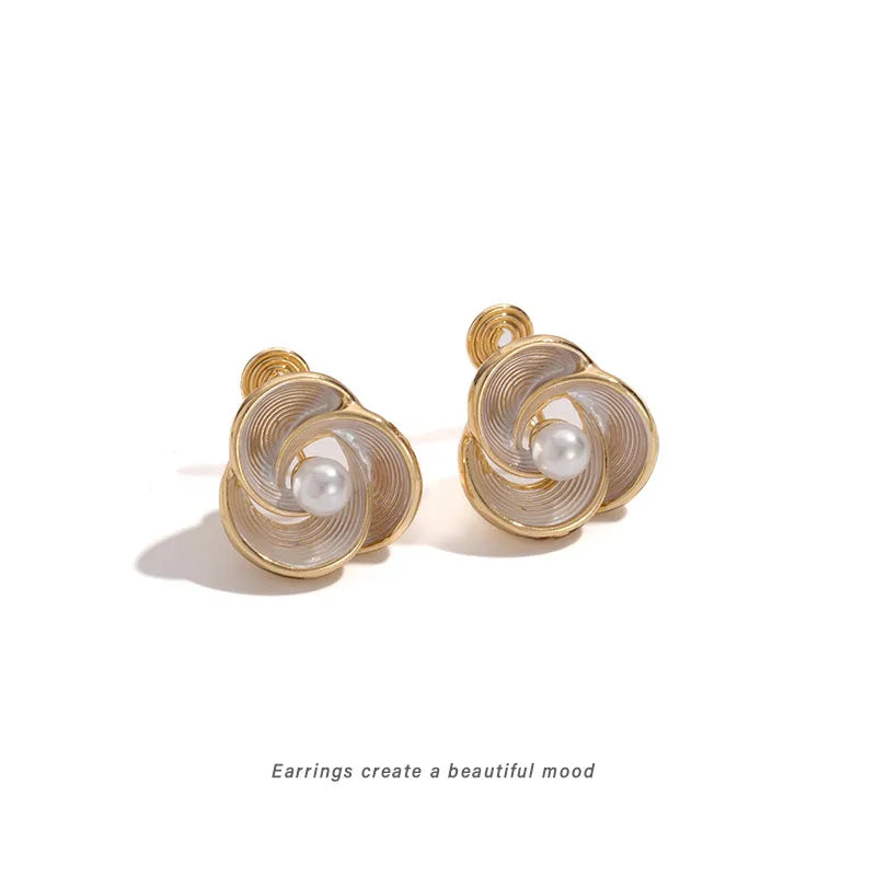 Boucles D'oreilles En Zinc Allié Avec Design Floral Élégant Pour Femmes Sans Perçage Requis Style Gentle Wind Mode Français Vintage