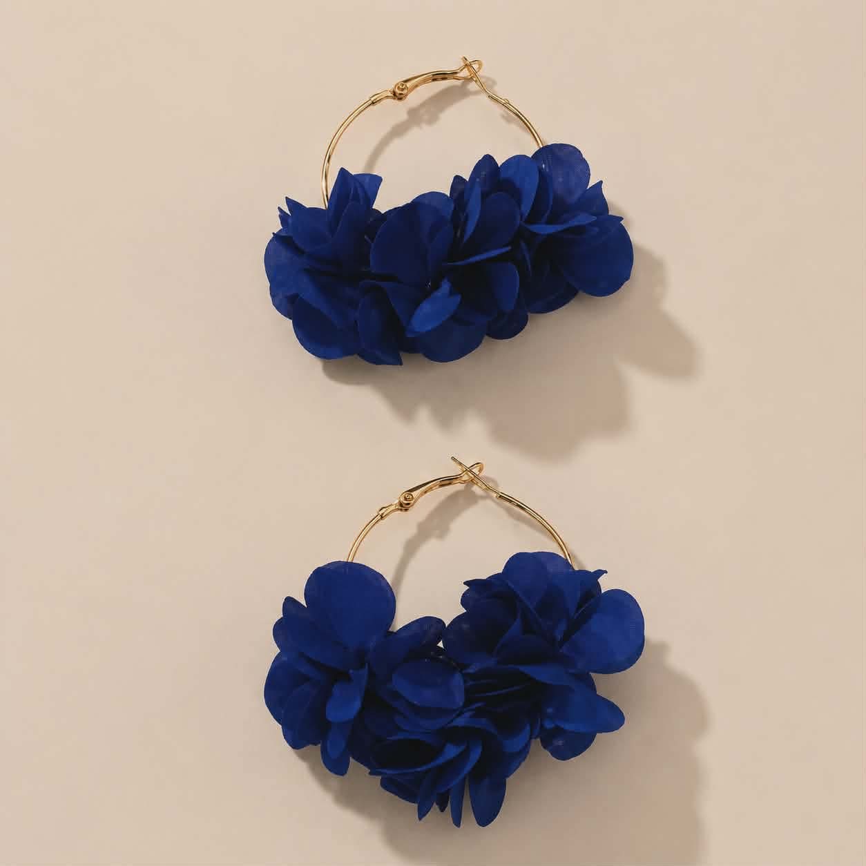 1 Paire Style Simple Style Classique Fleur Alliage Des Boucles D'Oreilles