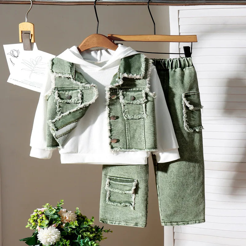 Ensemble Trois Pièces Style Européen Pour Filles Avec Col Roulé Et Chemise De Base Et Pantalon Long En Blanc Pour Enfants Moyens Et Petits