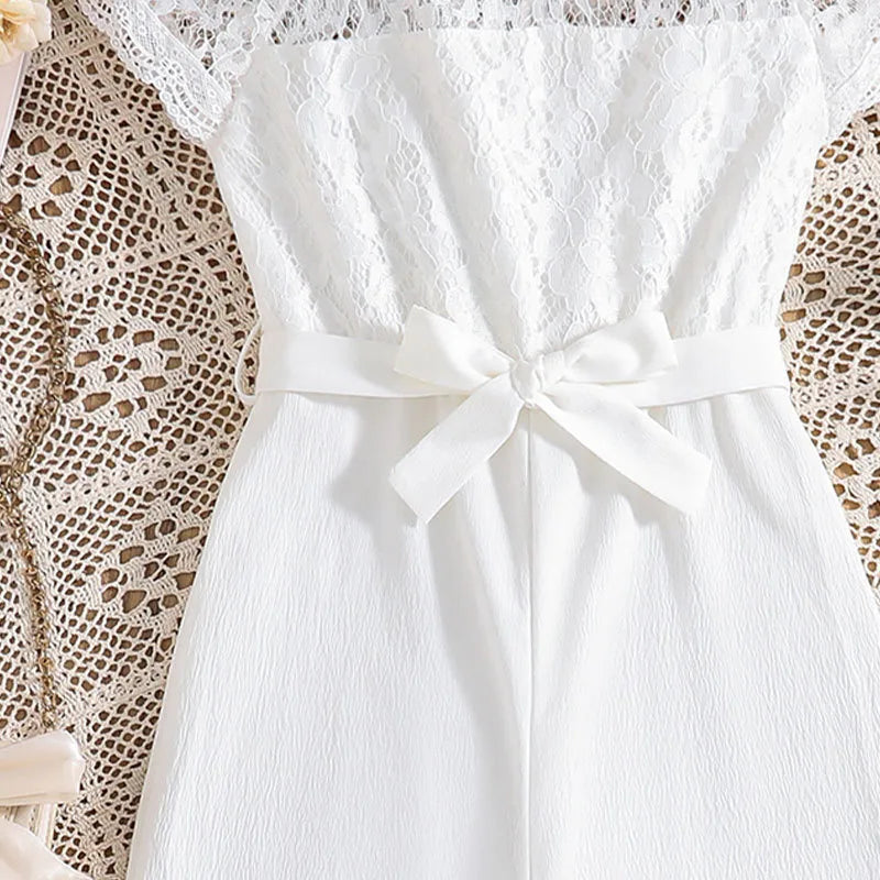 Combinaison Dentelle Blanche Style Coréen – Crêpe, Nœud & Ceinture